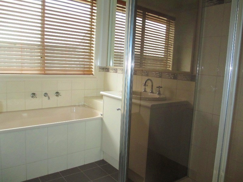 94A Golf Links Road, Berwick VIC 3806