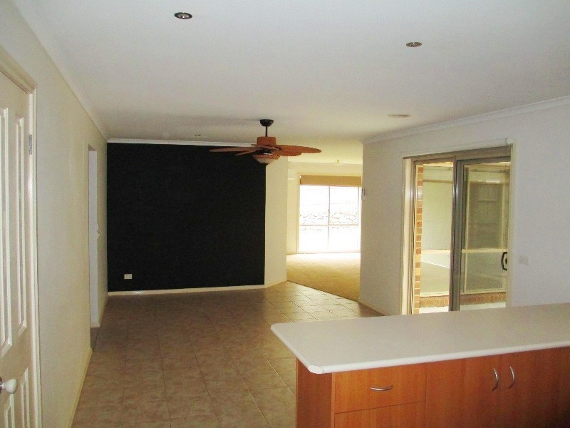 94A Golf Links Road, Berwick VIC 3806