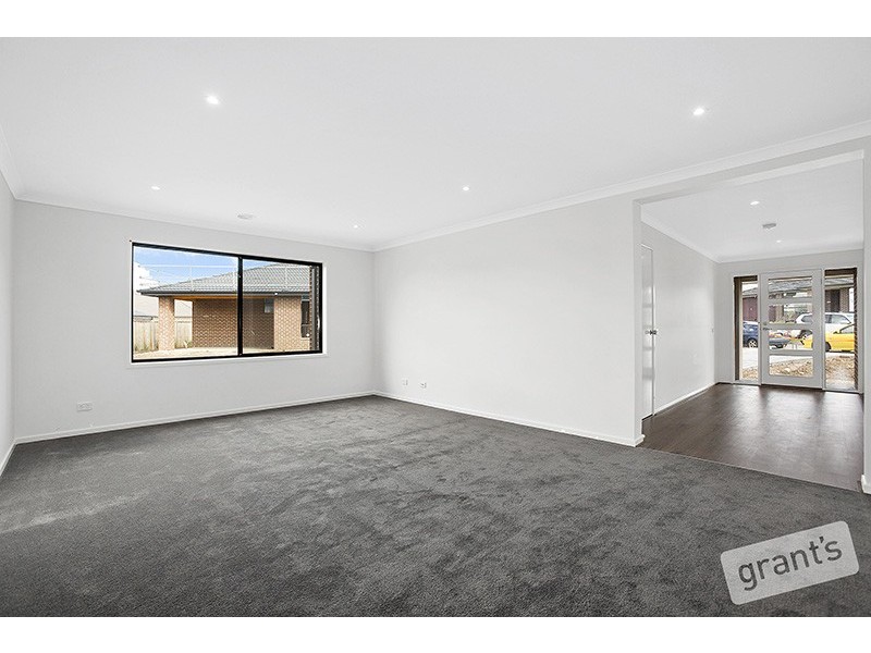 42 Cradle Avenue, Clyde VIC 3978