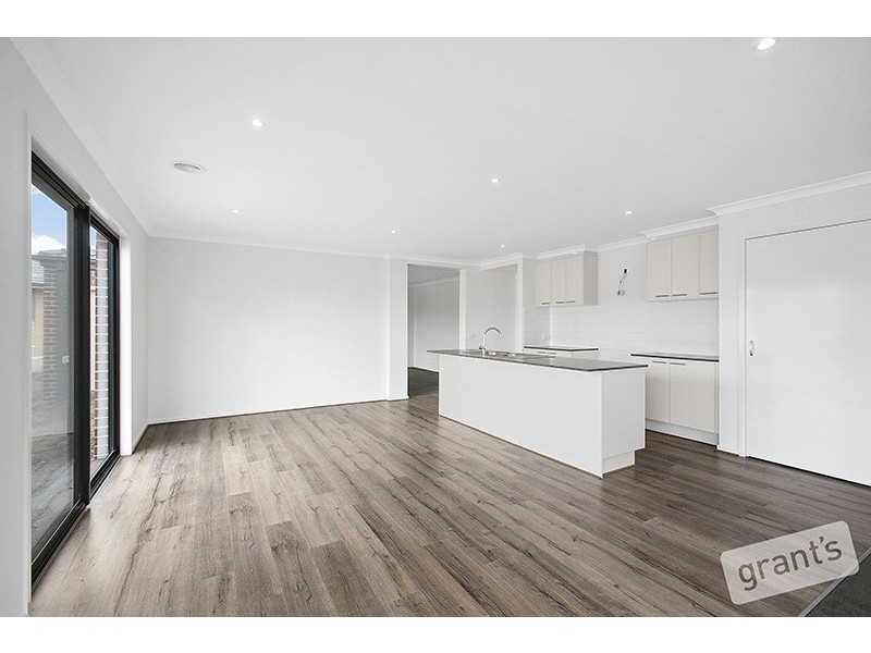 42 Cradle Avenue, Clyde VIC 3978