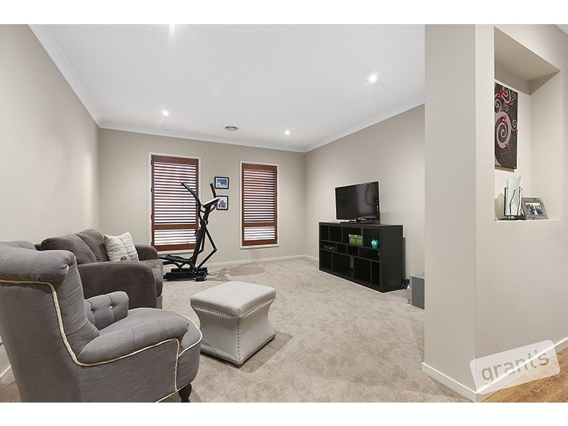 13 Wearingford Avenue, Narre Warren South VIC 3805