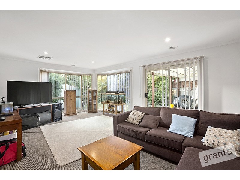 13 Kershaw Drive, Narre Warren South VIC 3805