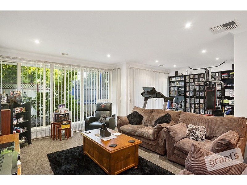 13 Kershaw Drive, Narre Warren South VIC 3805