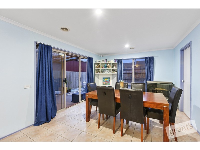 4A Eglinton Close, Berwick VIC 3806