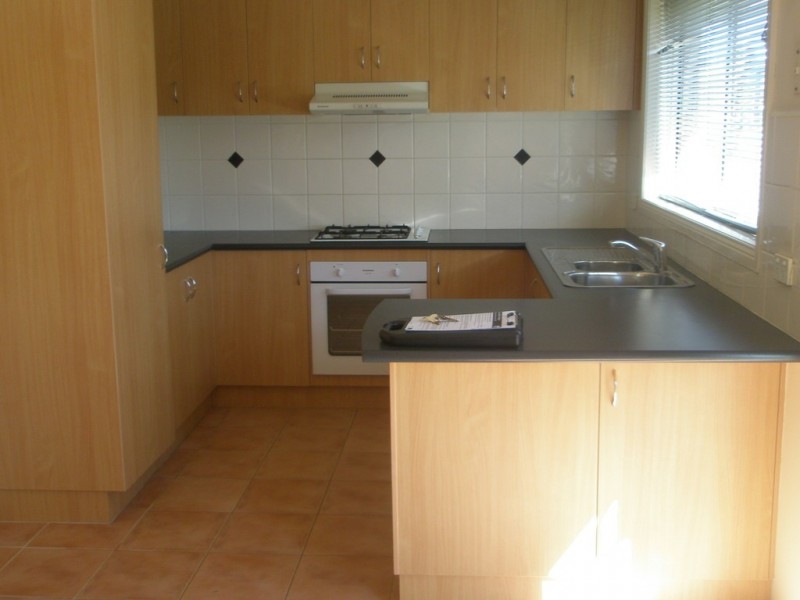 7 Riviera Drive, Pakenham VIC 3810