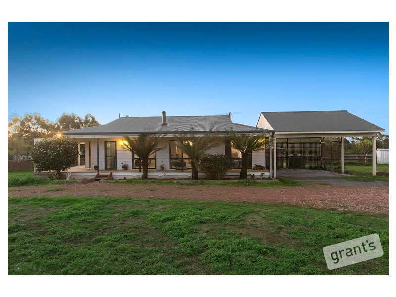 37 Follett Drive, Nyora VIC 3987