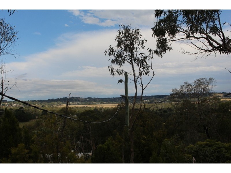 15 Mavis Avenue, Beaconsfield VIC 3807