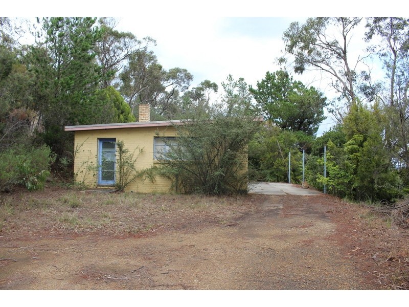 15 Mavis Avenue, Beaconsfield VIC 3807