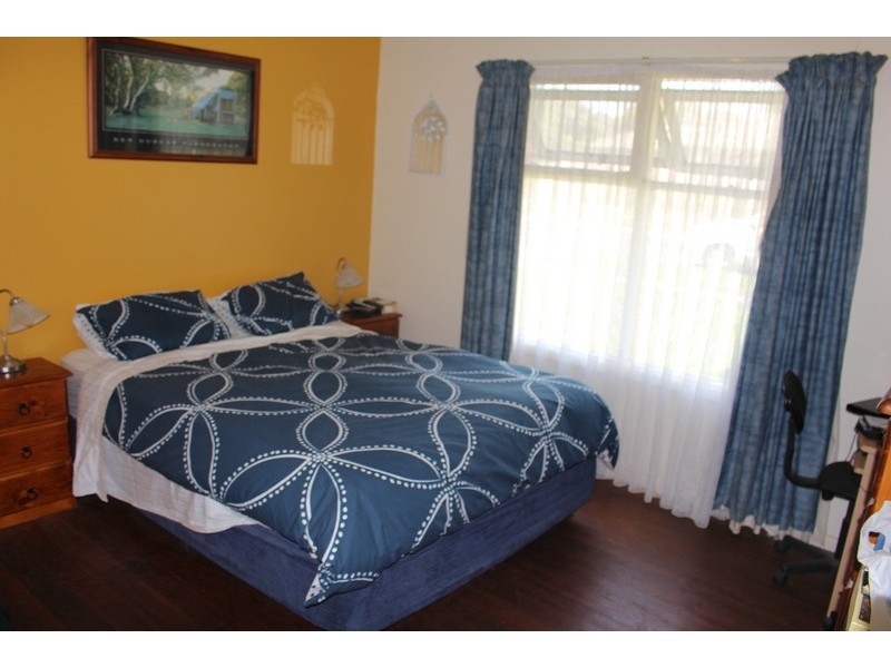 43 Campbell Parade, Cranbourne VIC 3977