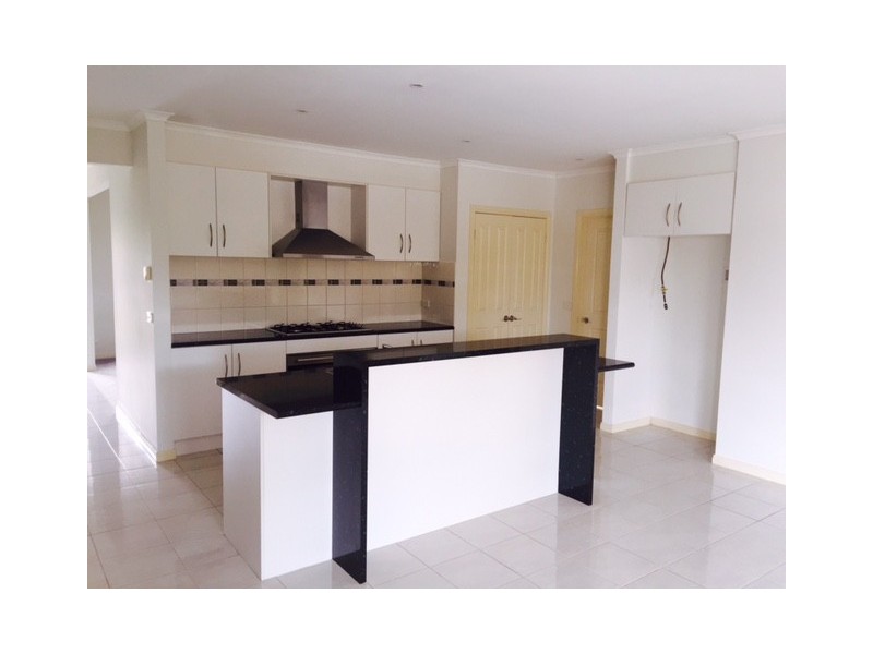 13 Vaucluse Street, Berwick VIC 3806