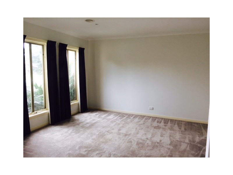 13 Vaucluse Street, Berwick VIC 3806