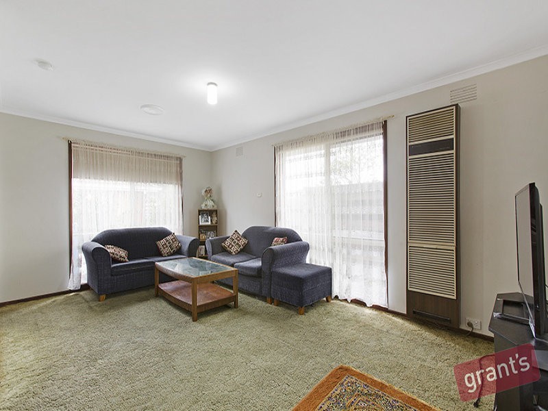 3/8 Lyall Street, Cranbourne VIC 3977