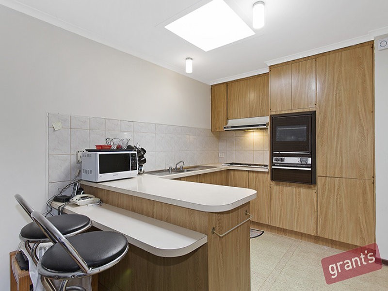3/8 Lyall Street, Cranbourne VIC 3977