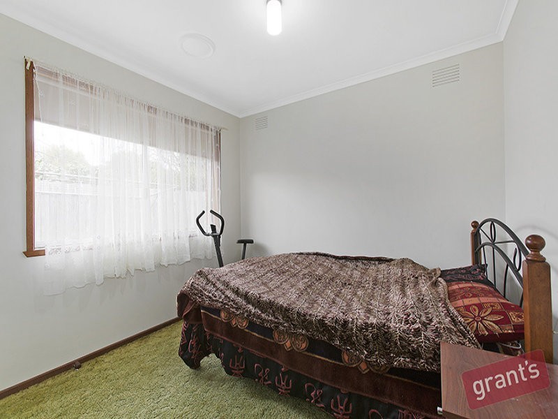 3/8 Lyall Street, Cranbourne VIC 3977