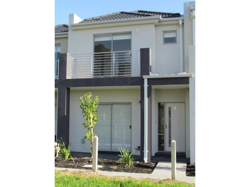 5/11 Howqua Place, Pakenham VIC 3810