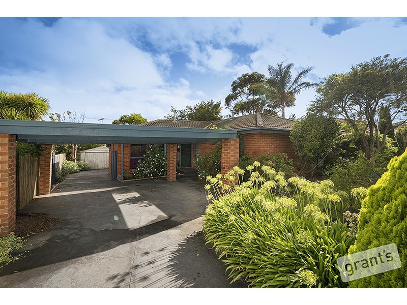 23 Chirnside Road, Berwick VIC 3806