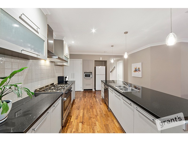 50 The Springs Close, Narre Warren South VIC 3805