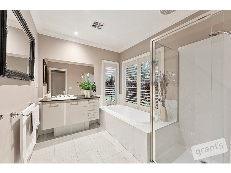 50 The Springs Close, Narre Warren South VIC 3805