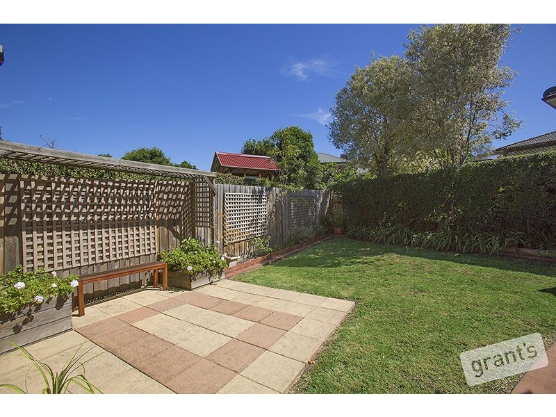 4 Confait Court, Berwick VIC 3806