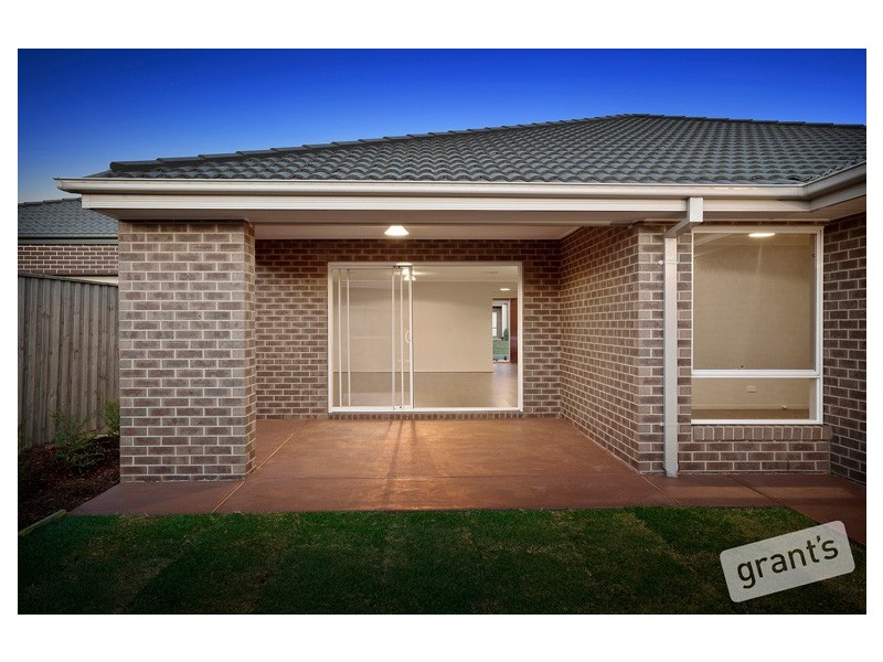 7 Illes Court, Berwick VIC 3806