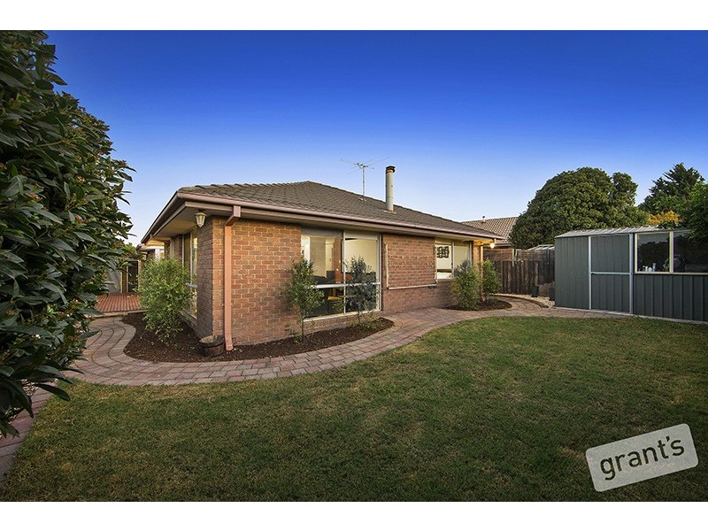 13 Plough Rise, Narre Warren South VIC 3805