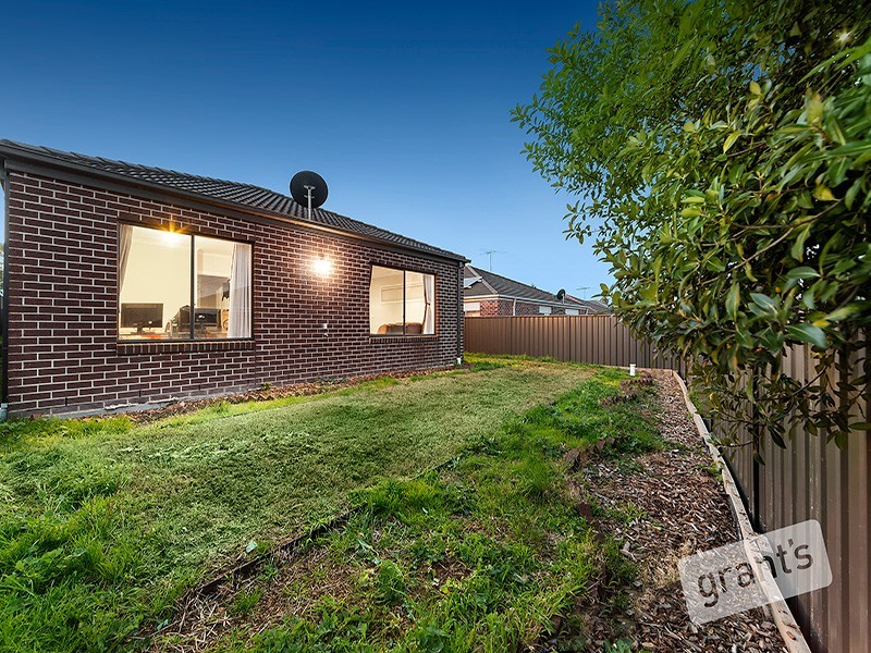 23 Sagan Drive, Cranbourne North VIC 3977