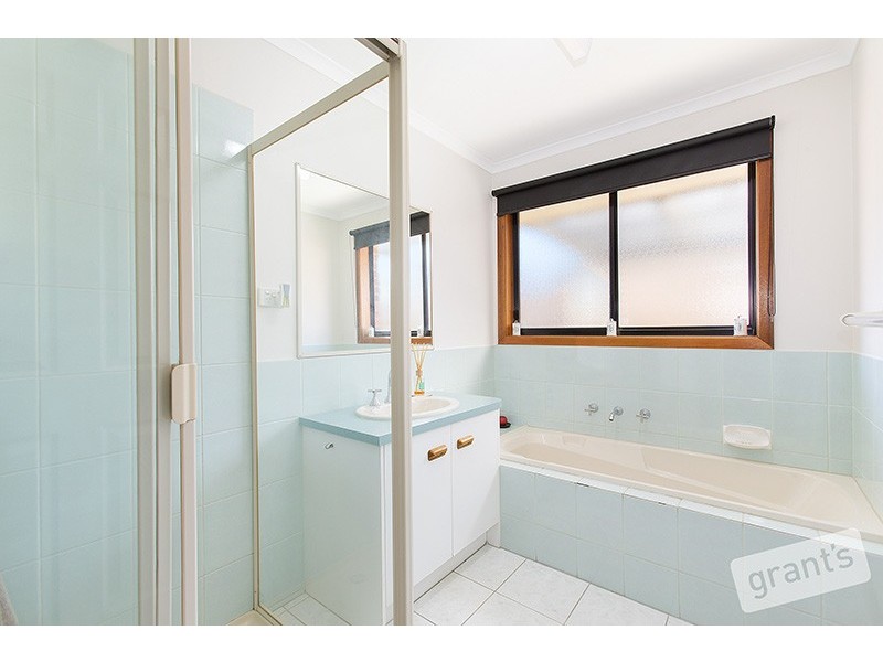 23 Adelaide Close, Berwick VIC 3806