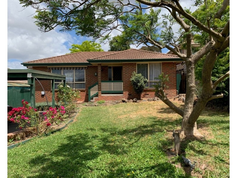 8 Poorinda Rise, Narre Warren VIC 3805