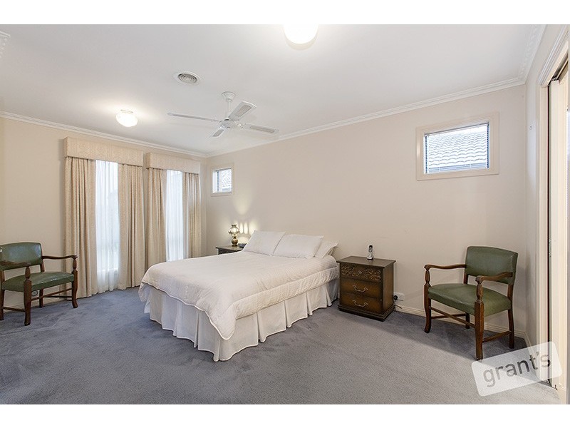 4 Kurnwill Place, Berwick VIC 3806