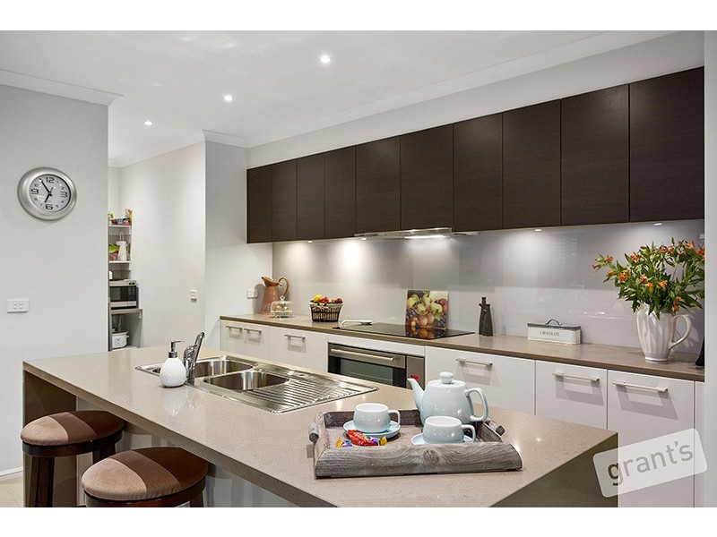 15 Cassandra Court, Berwick VIC 3806