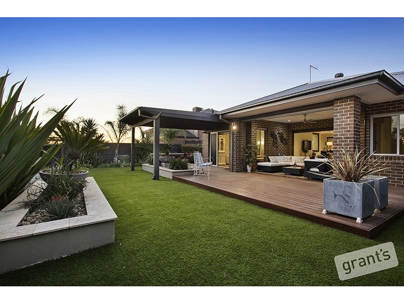 15 Cassandra Court, Berwick VIC 3806