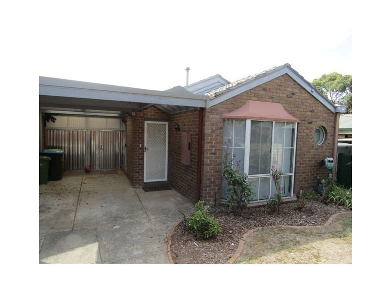 4B Mitre Court, Berwick VIC 3806