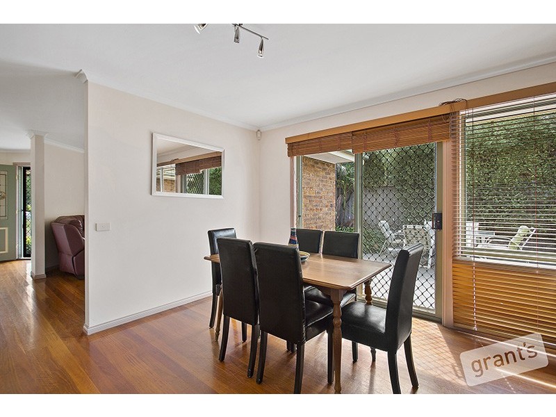 33 Allardice Parade, Berwick VIC 3806