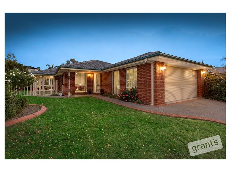 5 Edgbaston Circuit, Berwick VIC 3806