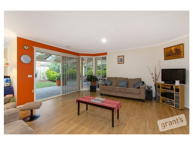 5 Edgbaston Circuit, Berwick VIC 3806