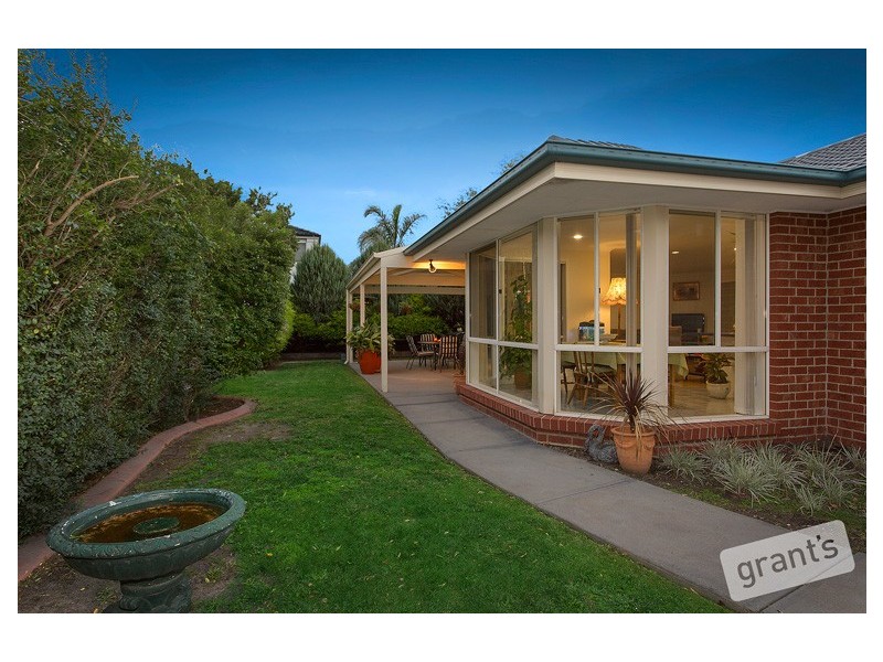 5 Edgbaston Circuit, Berwick VIC 3806