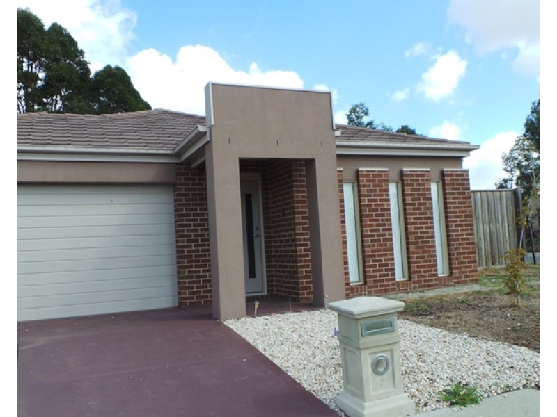 2 Cranbrook Circuit, Officer VIC 3809