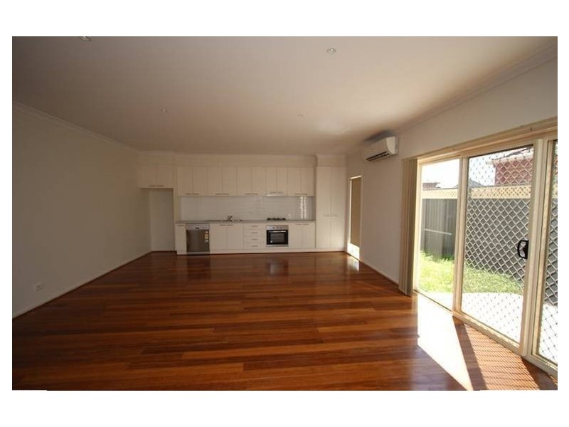 2 Parmentier Way, Pakenham VIC 3810