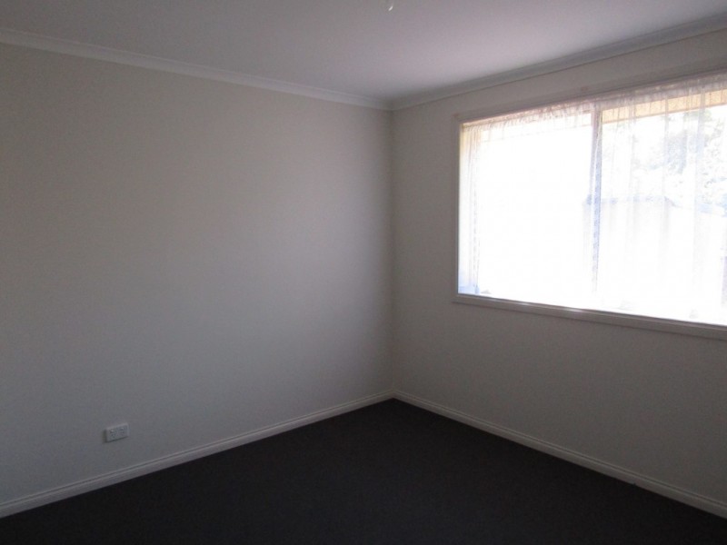 44 Gilmore Crescent, Lynbrook VIC 3975