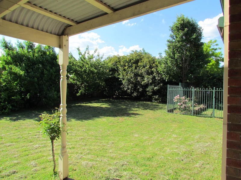 5 Furness Court, Berwick VIC 3806