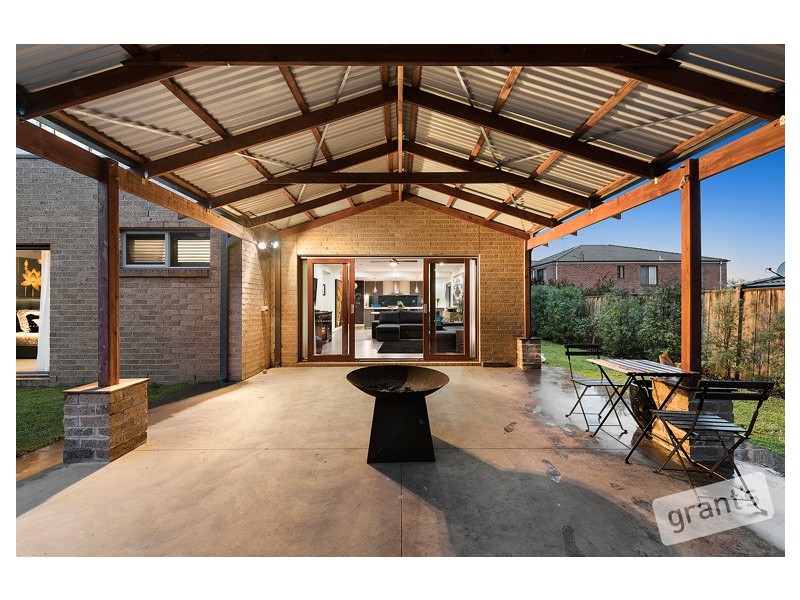 23 Braybrook Drive, Narre Warren South VIC 3805