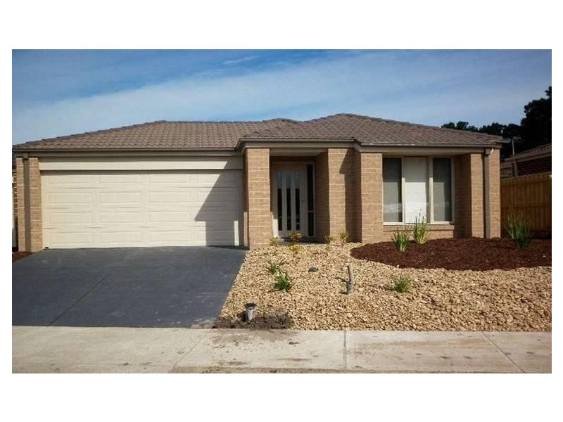 17 Melissa Way, Pakenham VIC 3810