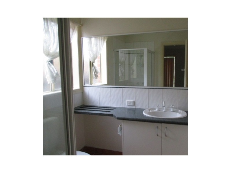 11 Eglinton Close, Berwick VIC 3806