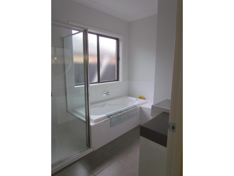 5 Ramsay Close, Pakenham VIC 3810