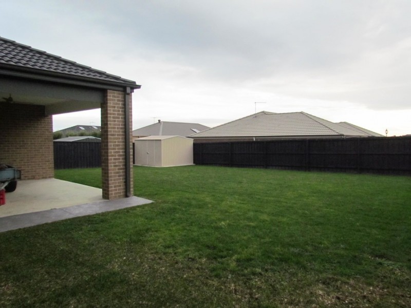 5 Ramsay Close, Pakenham VIC 3810