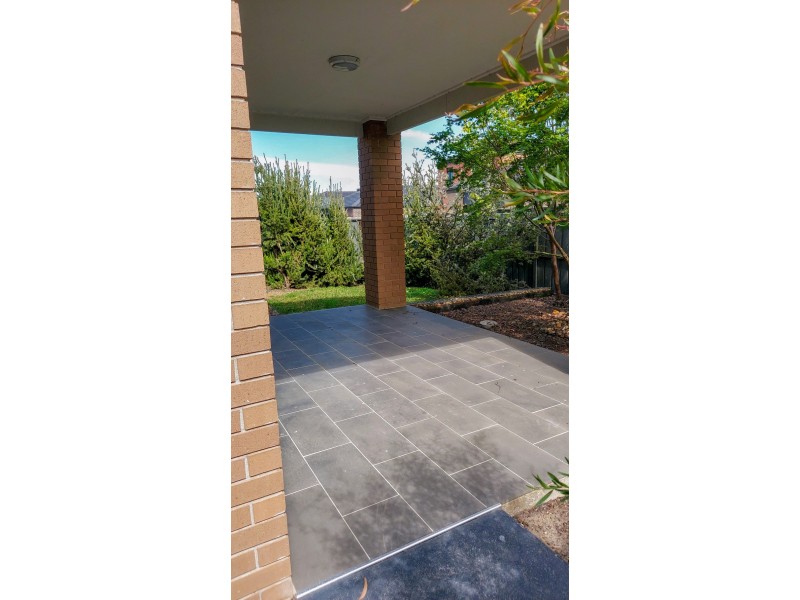 45 Chagall Parade, Clyde North VIC 3978