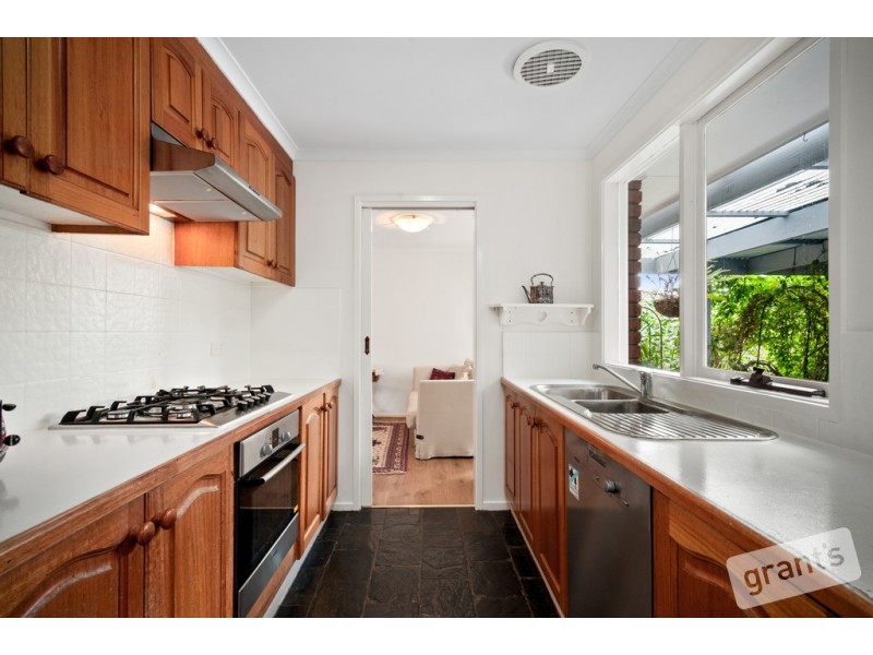 10 Sylvia Road, Beaconsfield VIC 3807