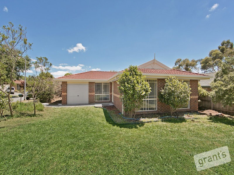 65 Kendall Drive, Narre Warren VIC 3805