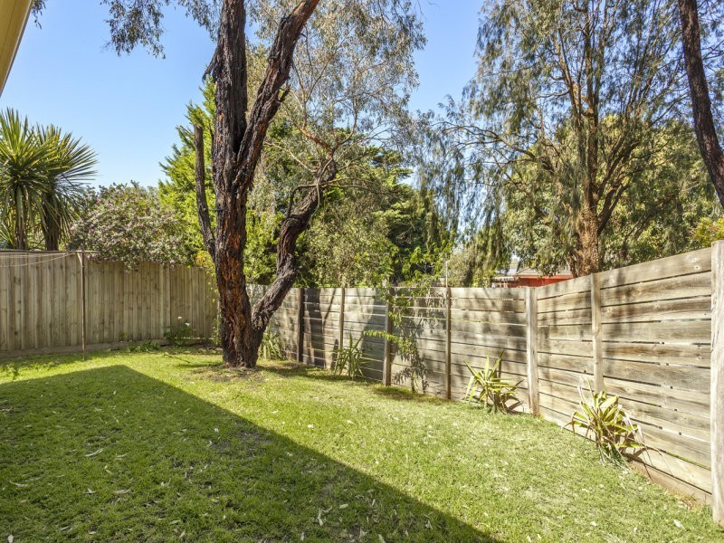 1/47 Cheviot Ave, Berwick VIC 3806