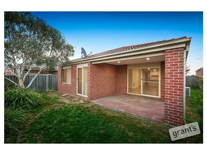4 Roseville Court, Berwick VIC 3806